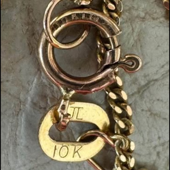 Luxury Jewelry 10K Gold Chain and Paris France Eiffel Tower Charm Pendant - Picture 3 of 6